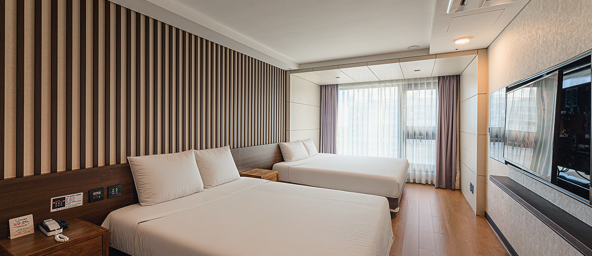 디럭스 패밀리트윈